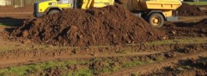 Выравнивание земельного участка в Москве и области: как привести землю в порядок быстро и без сюрпризов